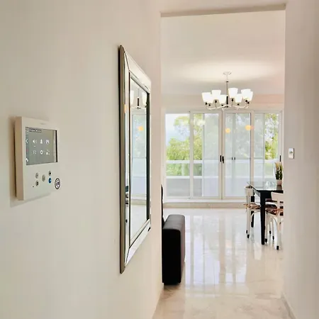 Beachfront 1 *