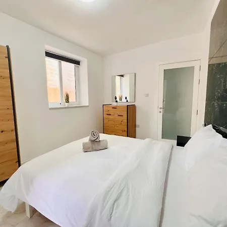 Apartment Beachfront 1